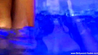 WATCH THIS INDIAN LADY'S EROTIC DANCE TURN INTO NUDE TEASING RITUAL!