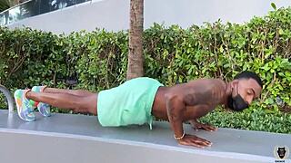 damn this bbw babe's fat ass bangs rome majors' huge bbc 🍑🍆