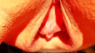 Maturemons Exhibitionist Flashes Huge Meaty Shaved Pussy Gape Wide Open