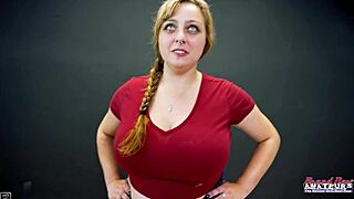 oh gwen what a deep blowjob for halloween cumshot treat gwen!