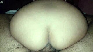 me encanta rebotar mi culo en esa enorme polla 😍 sexo duro por detras 🔥