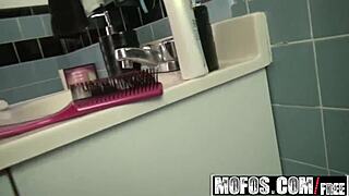 check out mia malkova shes a freak shakin that crazy bubble butt for wild assfucking cumshot