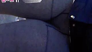 WATCH THIS INSANE CLOSE-UP CAMELTOE PUSSY PRINT OUTDOORS!