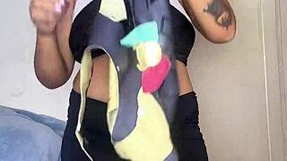 chubby ebony cosplay babe varesa genshin impact preps her huge ass and belly for con