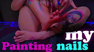 watch me paint my nails while showing off my curly brunette feet and tattoos