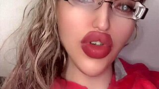 whoa russian lipstick glasses fetish full movie storyline gets me going 😍🔥