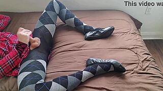 ever wonder what plaid dress shemale does in argyle tights jerking off?