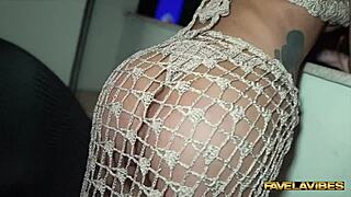 babaloo's curvy brazilian brunette ass shakes in raw rio favela sex