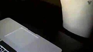 Watch this fat Latina wife masturbate big pussy boobs on webcam show!