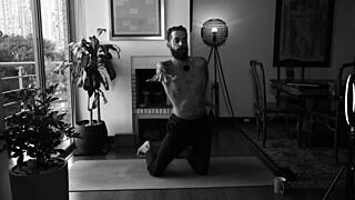 Amateur latina milf wife learns bed massage missionary pussy fucking hip moves quickie couple sex tips