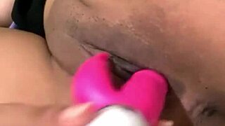  venezuelan teacher's leaked sensual video teases perfect athletic body