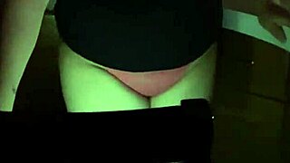 Watch this fat Latina wife masturbate big pussy boobs on webcam show!