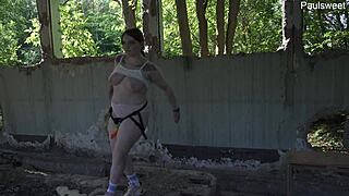 i'm shaking from this fat russian pegging heat