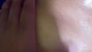 indonesian babe tricks massage into wet pussy pounding?