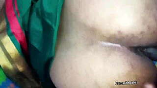 Indian Desi Bhabhi's Wild Chudai in Hindi Passion