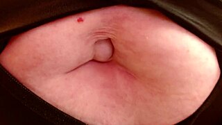 i love dawnskye's belly under boobs and armpits with those steamy kisses