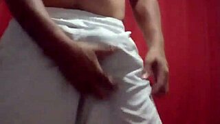 Moreno dugostoso strokes rola torta hard