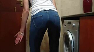 PISSWHORE RIPS JEANS PISSING WHILE SMOKING STRIP