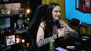 VICTORIA CAMARGO's Huge Pussy Lips Make RUAN Fuck Her Doggystyle Hard!!