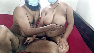Indian Mature Chubby Girlfriend Films Homemade Tits Play with Boyfriend