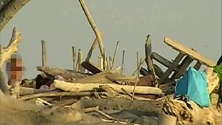 Girlfriend Blows Me On Crowded Beach Strangers Watch Misscreamy!