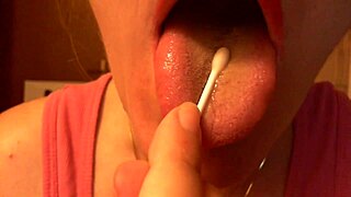 i get super pleasure from this tongue fetish video