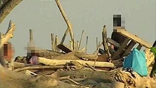 Girlfriend Blows Me On Crowded Beach Strangers Watch Misscreamy!