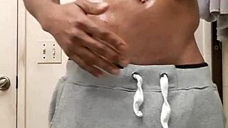 hey after shower oil rub on that big black cock feels so good