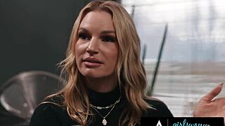 Girlsway Milf Lexi Luna Strap-ons Stepbae Demi Hawks