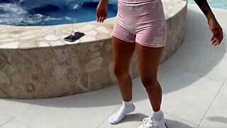 Colombian Street Workout Turns Stranger Home Invite