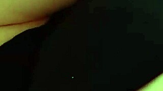 whoa check these huge pregnant tits i wanna suck that nipple 😍🤤