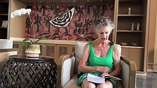 JUICY VIRGIN LOSING IT IN LONDON