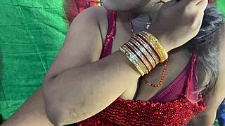 Stepdad bonds closely with his plump stepdaughter every single day