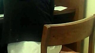 lesbian feet worship and licking fetish play