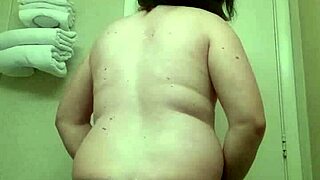 i watch her teasing tranny strip