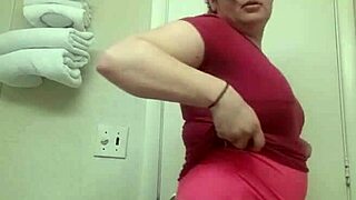 i watch her teasing tranny strip