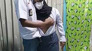 siswi celebrates graduation bent over boyfriend doggystyle