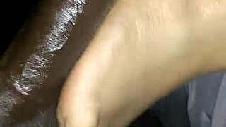 stroke my bbc reverse footjob to cumshot