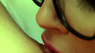 Jenny Wild and Sybil lick pussies finger scissor