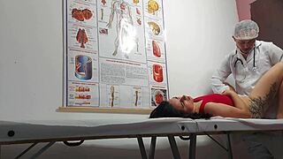 ginecologista fingers tight asshole then bareback fucks juicy patient