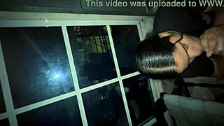 hijastra de 18 anos seduce a su padrastro para follarla duro en casa