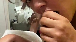 Cheating wife craves my cumshot straight in her mouth