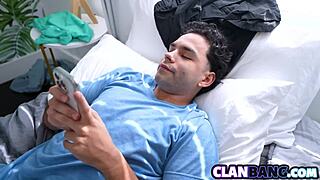 Family Girl Drops Towel—How Tight Is That 18+ Reality Pussy?