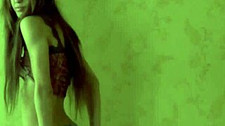 Girlfriend in Tight Jeans Teases Her Wet Pussy Seductively