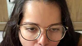 nerd morena with big natural tits gives deep blowjob to wellington prado's huge cock in jeans shorts