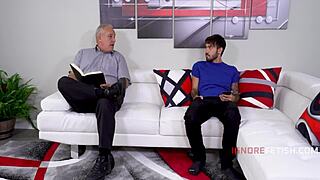 Get off that game 18+ nerd lady and ride stepbro spooning hard!