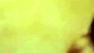 me follo al tio de mi marido mientras el limpia la plaza segun el dice