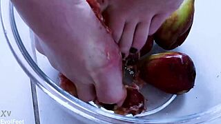 my messy soles n toes ready 4 u 2 lick goddess!!