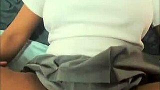 hey hermanastra colegiala, i fuck u n cum inside ya bed