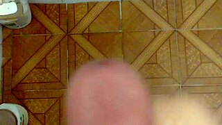 thick cumshot blasts cover everything in minha linda explosive cock release